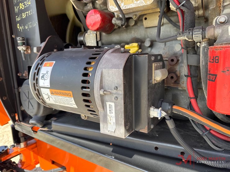 2015-jlg-800s-image-6