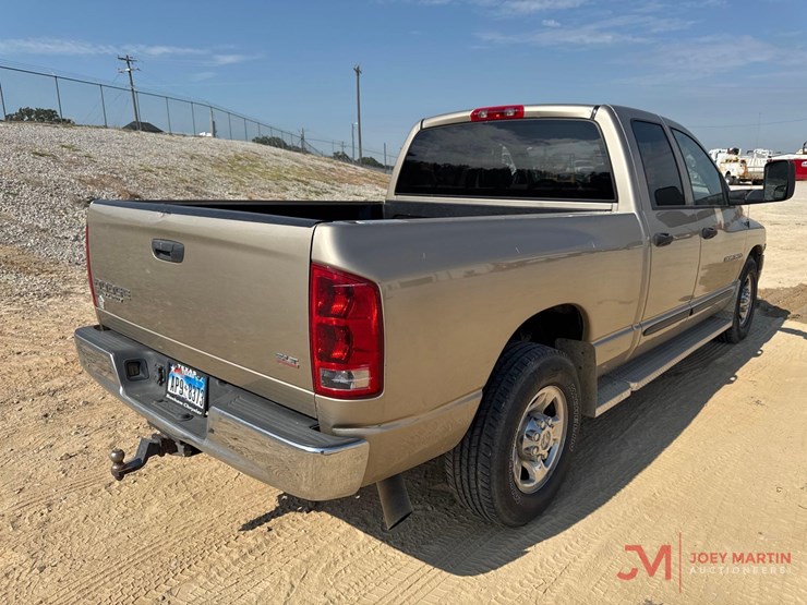 2003-dodge-ram-3500-image-2