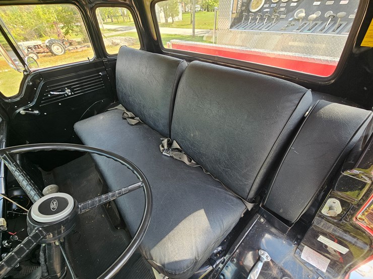 1983-ford-c800-image-46