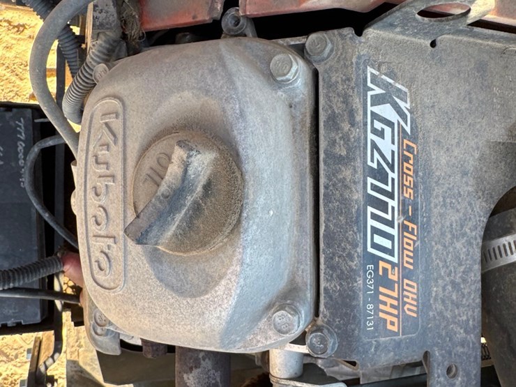 kubota-zg327-image-10