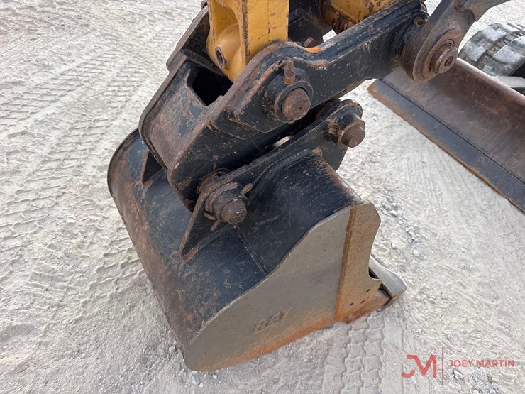 2018-caterpillar-305e2-cr-image-13