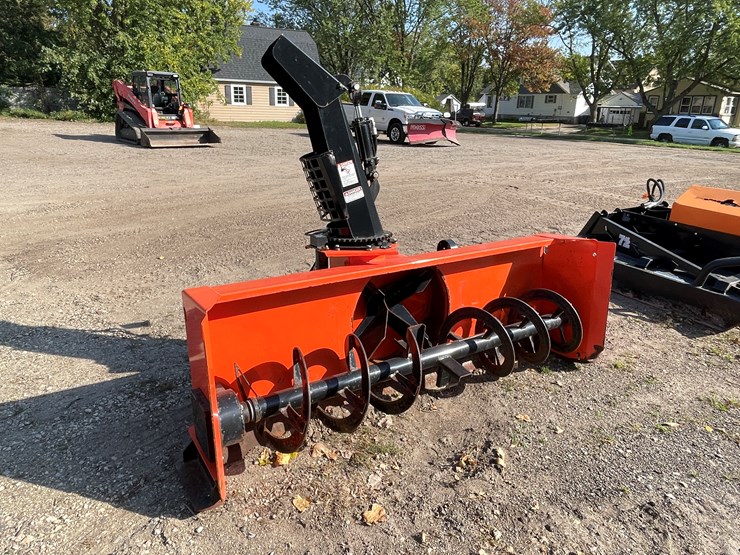 #4308-•-land-pride-84"-skid-steer-mount-snow-blower-image-4