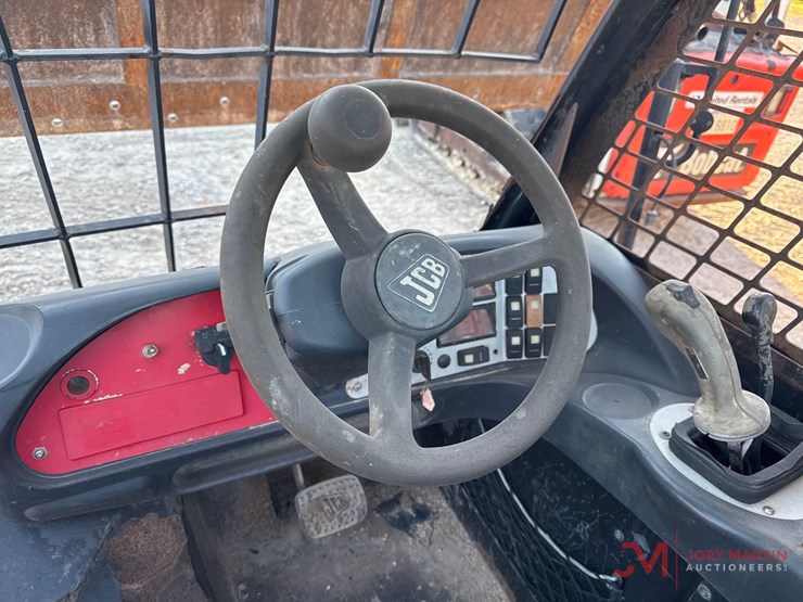 jcb-527-55-image-13