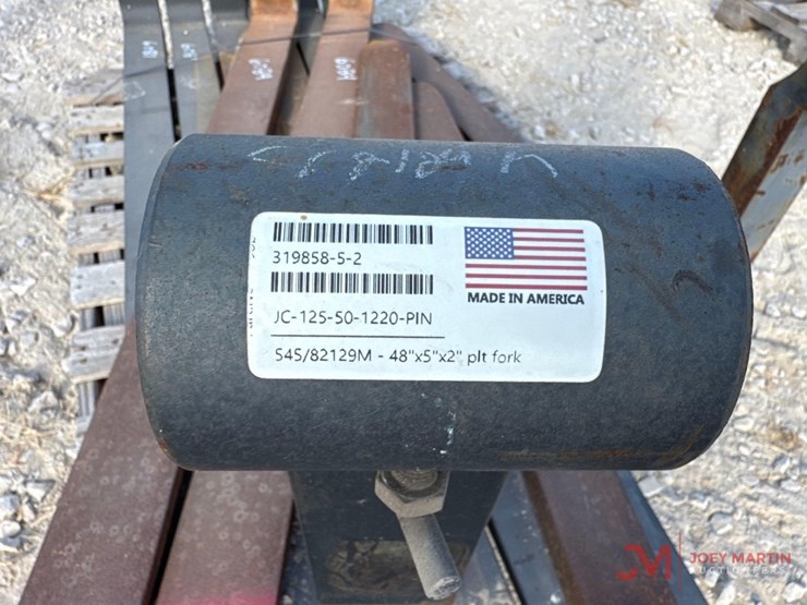 (1)-48"-telehandler-fork-image-2