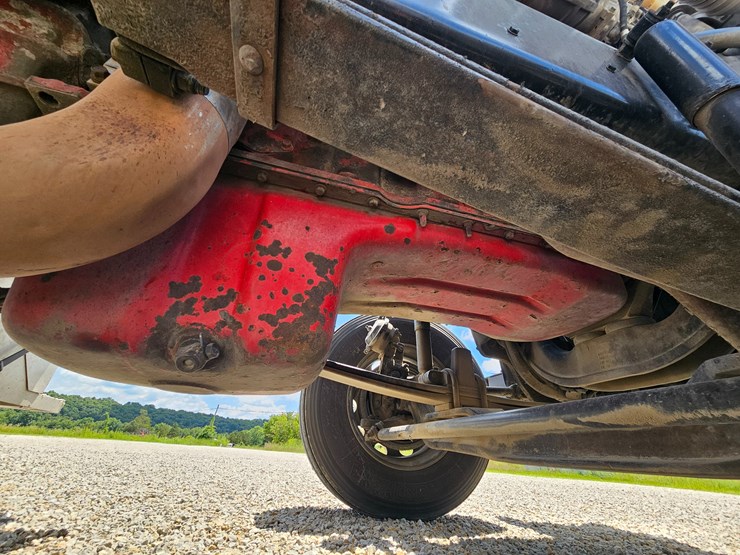 2010-peterbilt-389-image-57