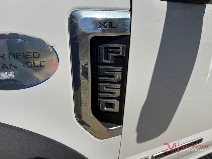 2017-ford-f550-xl-image-9