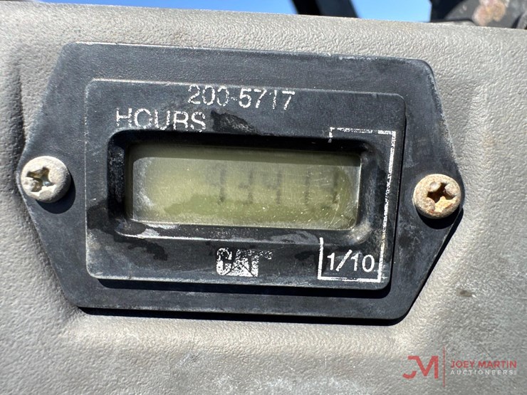 2008-caterpillar-904b-image-22