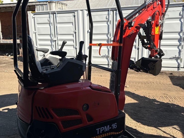 new-tpm-industrial-co-mini-excavator-model-tpm-16-image-6