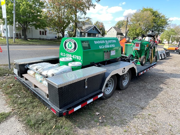 #4303-•-2023-mmlj-db500-mxl-dustless-blasting-trailer-(no-title)-image-4