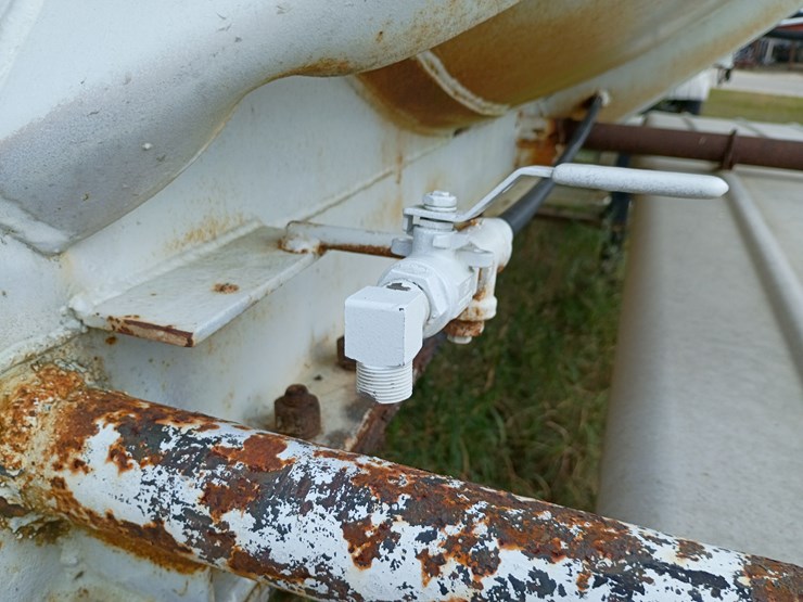 1977-trinity-tank-image-25