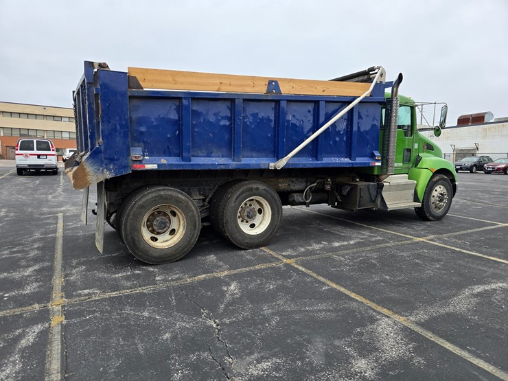 2016-kenworth-t370-image-28