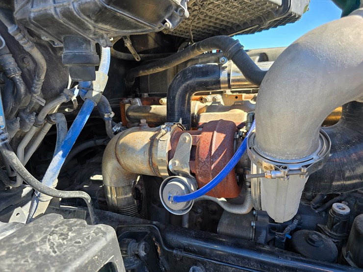 2015-peterbilt-579-image-61