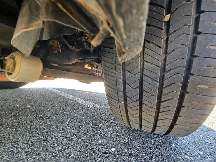 2017-ford-explorer-image-57