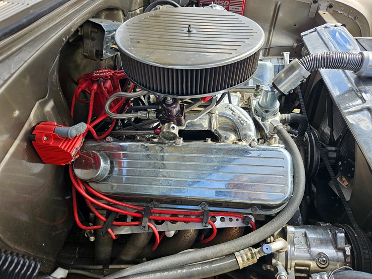 1955-chevrolet-454-image-31