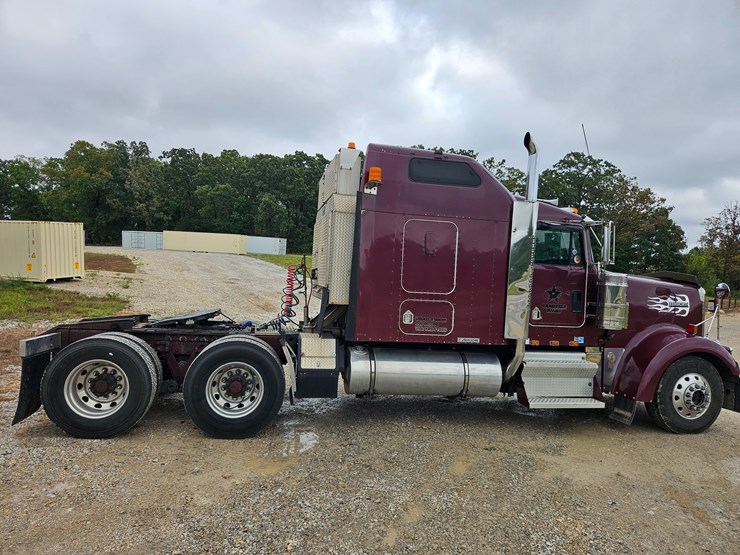 2000-kenworth-w900-image-18