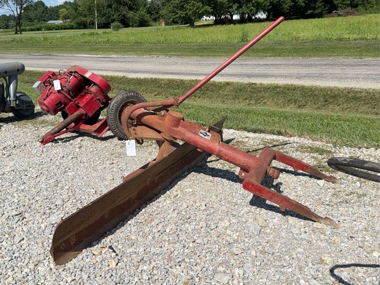 fast-hitch-mounted-blade-image-3
