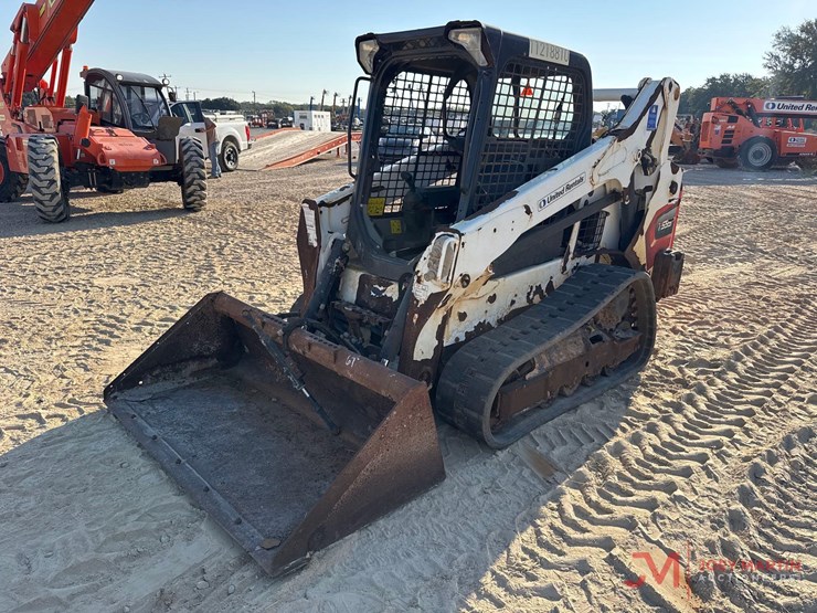 2021-bobcat-t595-image-4