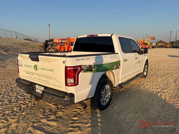 2017-ford-f150-xlt-image-2