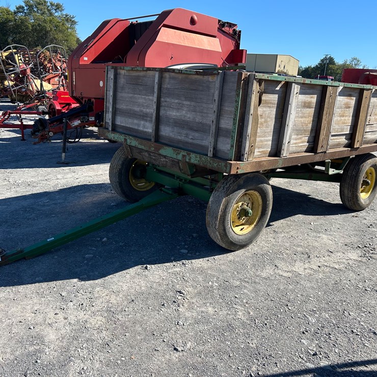 JOHN DEERE 12