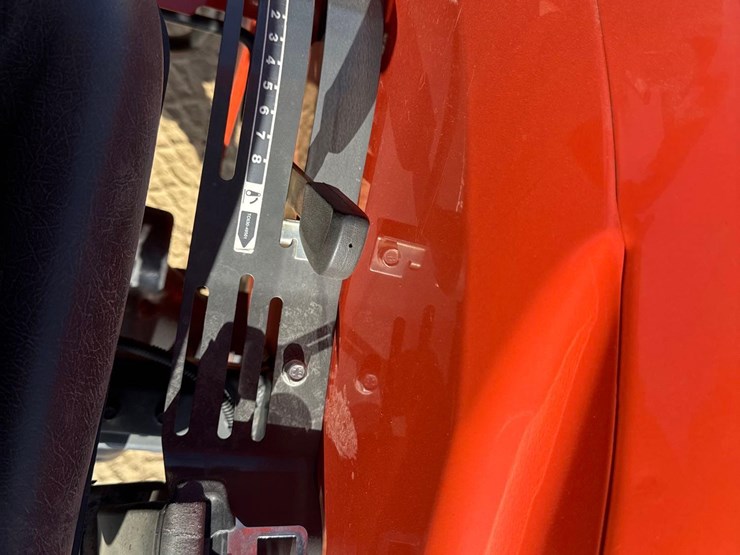 kubota-l4701-image-15