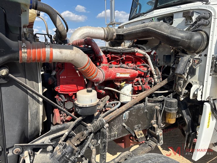 peterbilt-389-image-14