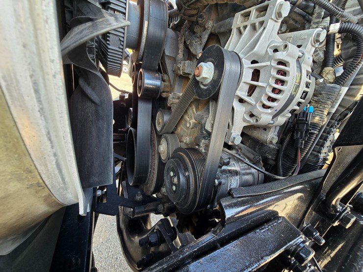 2014-peterbilt-388-image-73