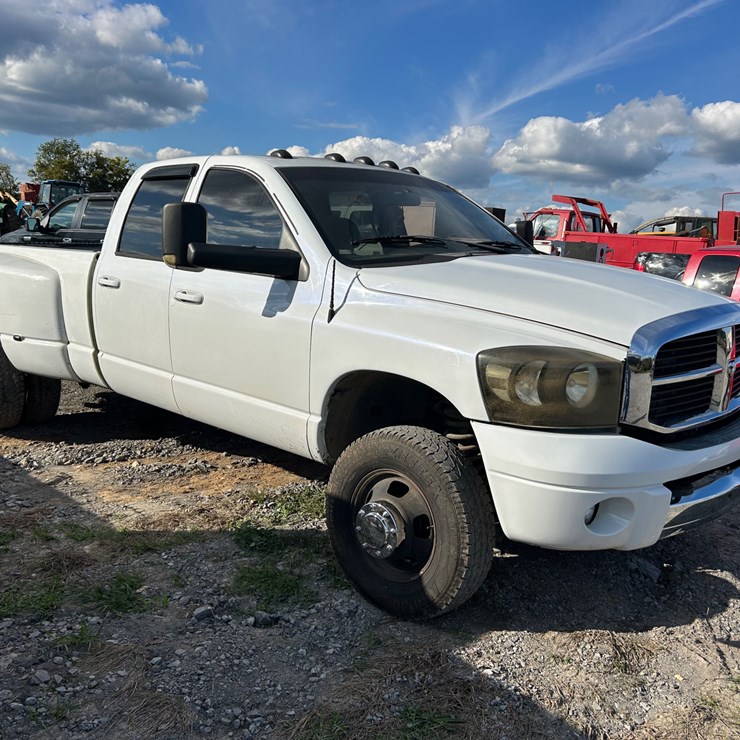 2005 DODGE RAM 3500