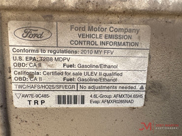 2010-ford-cargo-image-11