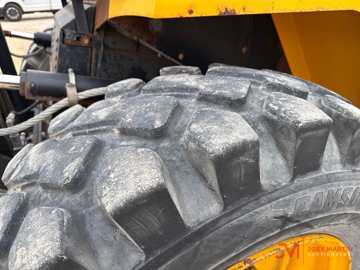 2019-jcb-930-image-7
