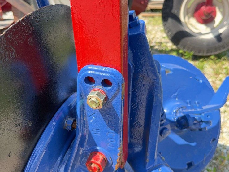 2-bottom-fast-hitch-disc-plow-image-25