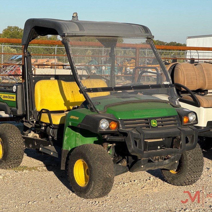 2022 JOHN DEERE GATOR