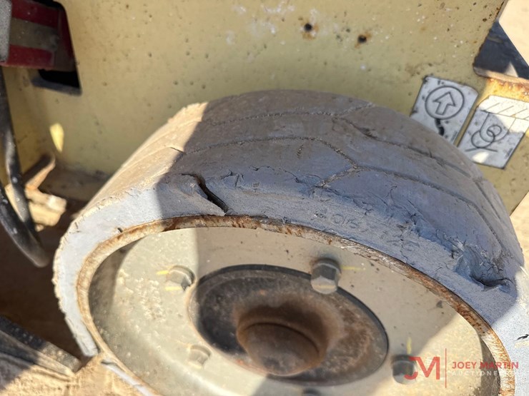 2015-jlg-2632es-image-6