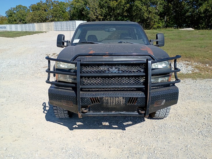 2003-chevrolet-silverado-image-17