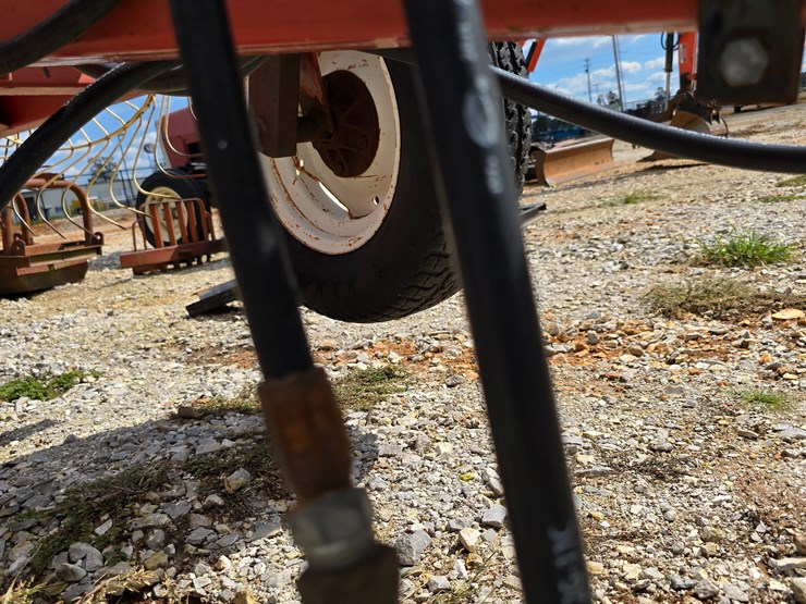 2000-h-&-s-bf16-image-33