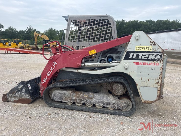 2017-takeuchi-tl12r2-image-5