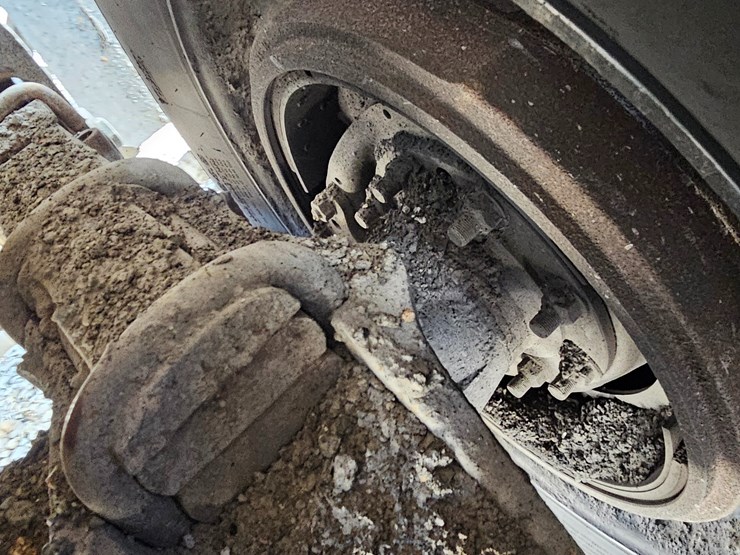 1989-peterbilt-379-image-109