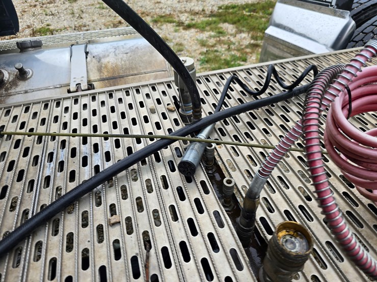 1999-international-9400-image-96