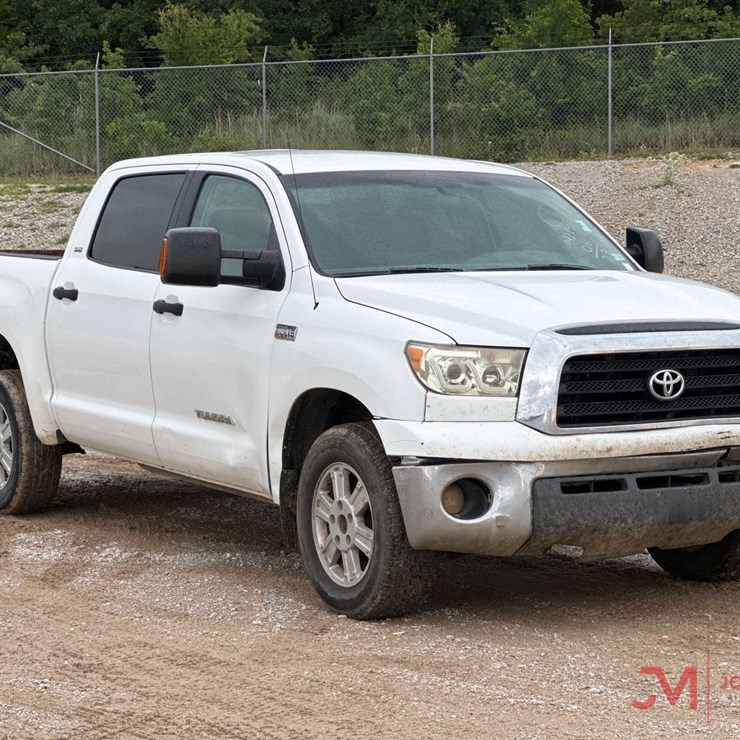 2008 TOYOTA TUNDRA