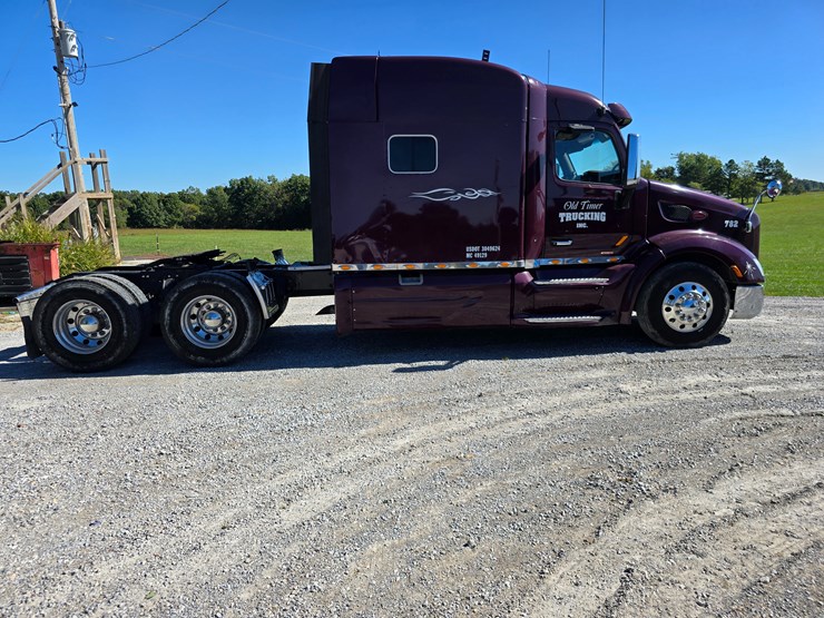 2015-peterbilt-579-image-31