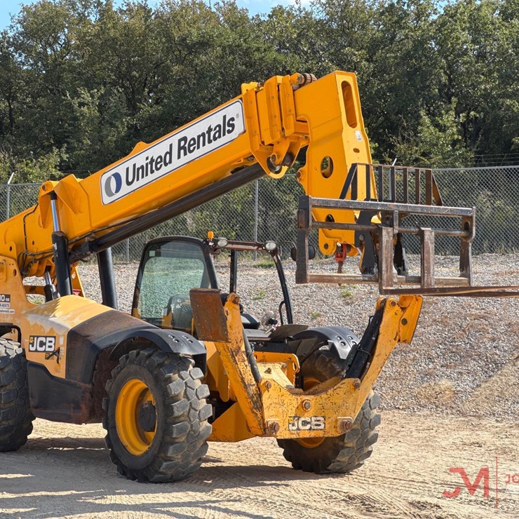 2017 JCB 510-56