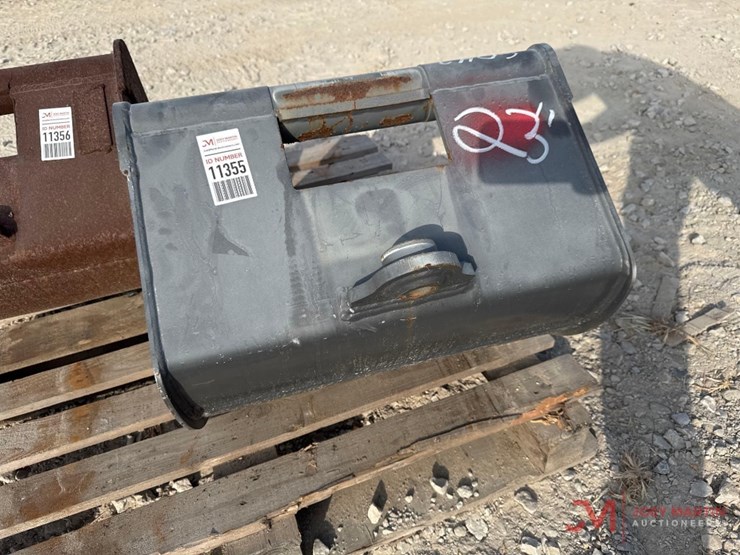 23"-excavator-tooth-bucket-image-2
