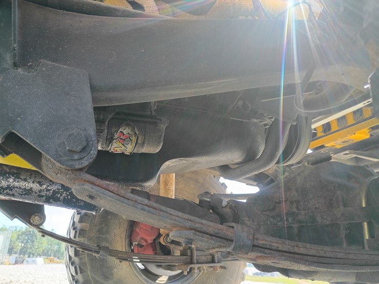 1995-jeep-wrangler-image-25