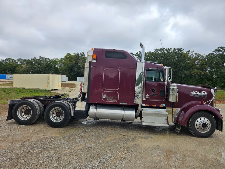 2000-kenworth-w900-image-19