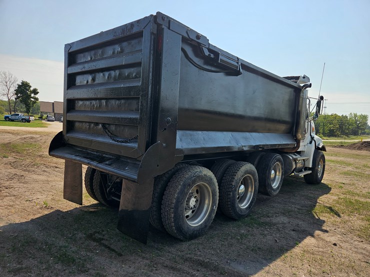 2006-sterling-l9500-image-18