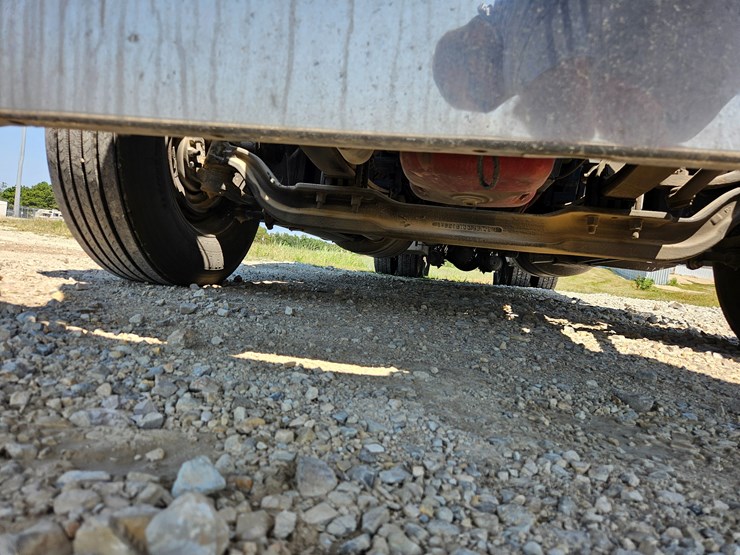 2017-peterbilt-579-image-101