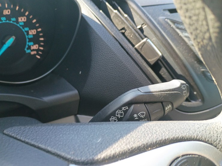 2016-ford-escape-image-54