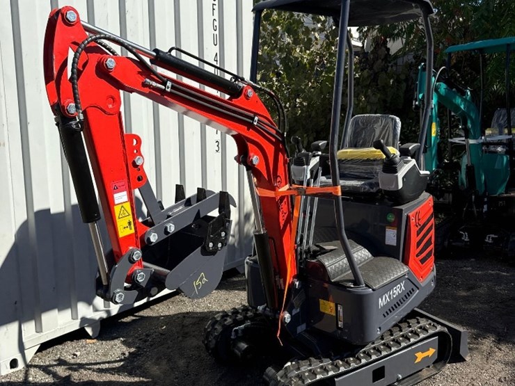 new-cfg-industrial-co-mini-excavator-model-mx15rx-image-2