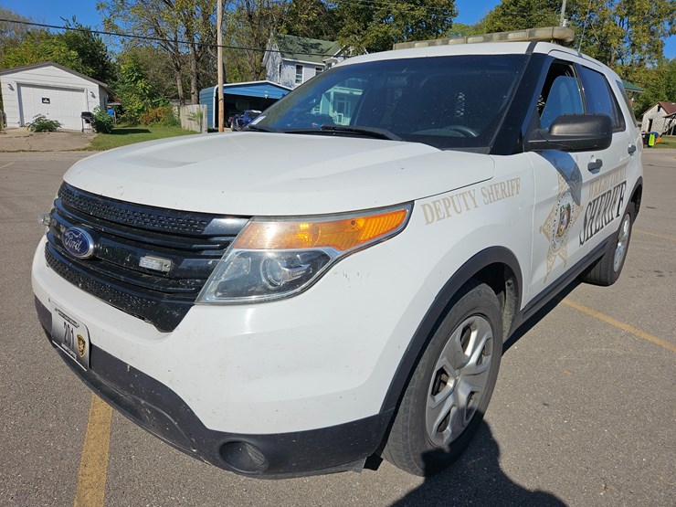 2014-ford-explorer-image-1