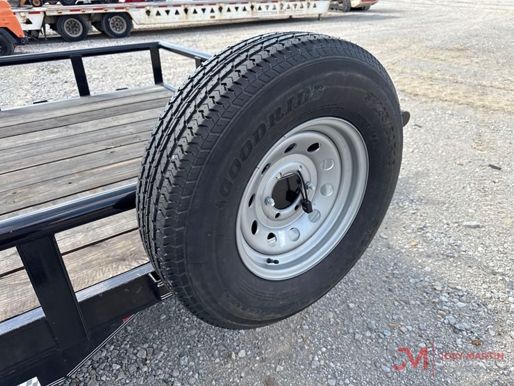 2024-custom-trailer-image-13