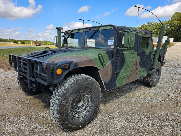 1989-am-general-m998-image-2